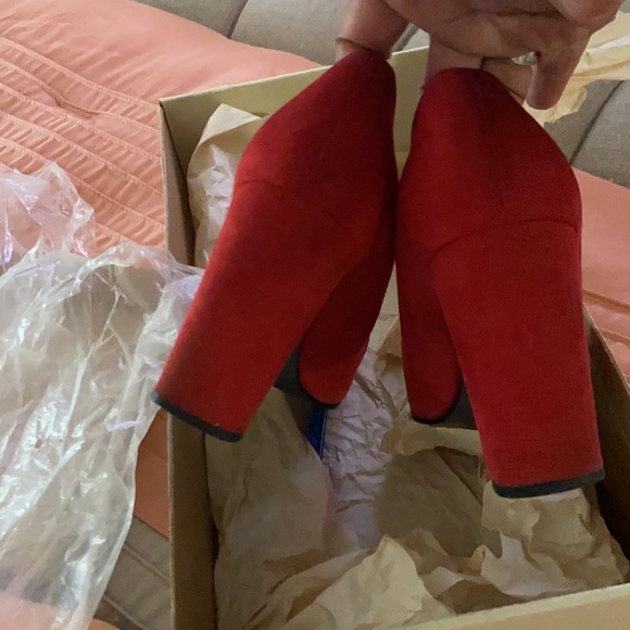 Shoes pumps.   Red. - Picture 8 of 10